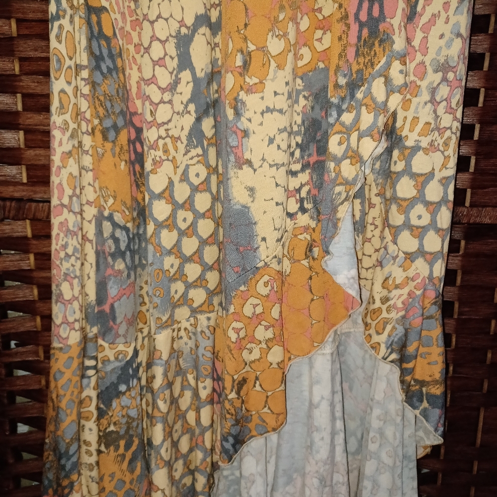 Boho V-Neck Flutter Sleeve Maxi Dress in Orange and Beige - Picture 6 of 11